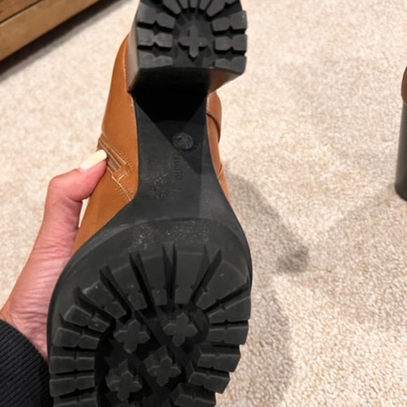 Vince Camuto Boot - Picture 3 of 6